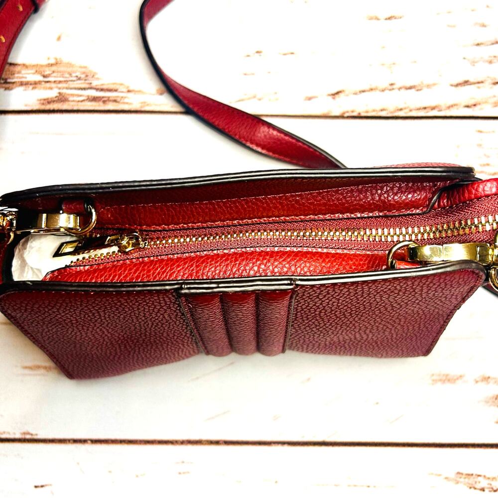 NWT JustFab Martock Crossbody Bag Faux Leather Mini Purse Gold Hardware - Picture 14 of 16